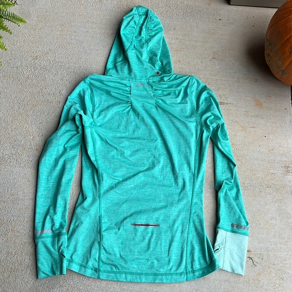 Brooks- Run Happy- Pullover Hoodie Heather Green- Small - Picture 6 of 8